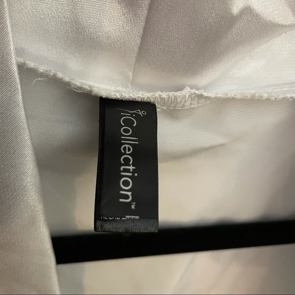 NWOT iCollection Satin Rhinestone Bride Robe 3x - Picture 3 of 5